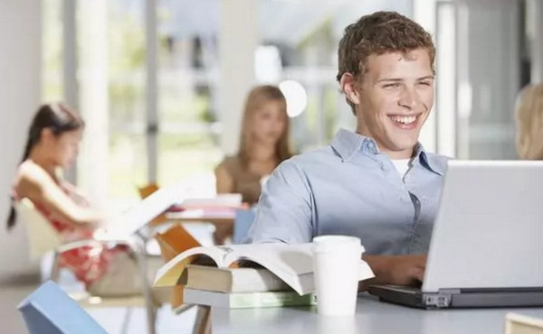 1566197581143466.jpg 配图2 程序员的自我修养.jpg