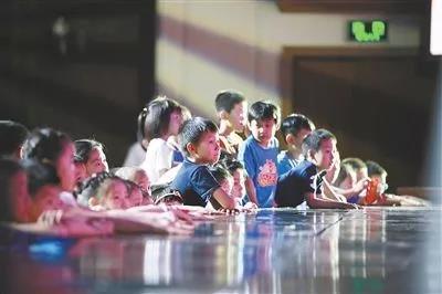 一周教育行业大事件回顾(09.30-10.06)-配图02 一周教育行业大事件回顾(09.30-10.06)-配图02